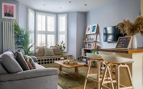 Tintern Apartment - Clapham